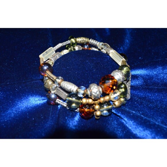 Premier Designs Lot of 3 Stretch Beaded Bracelets Riviera Neutral Silver Tones - Picture 1 of 3